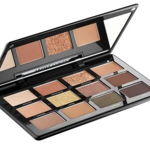 Artist Couture Supreme Nudes Eyeshadow Palette NEW